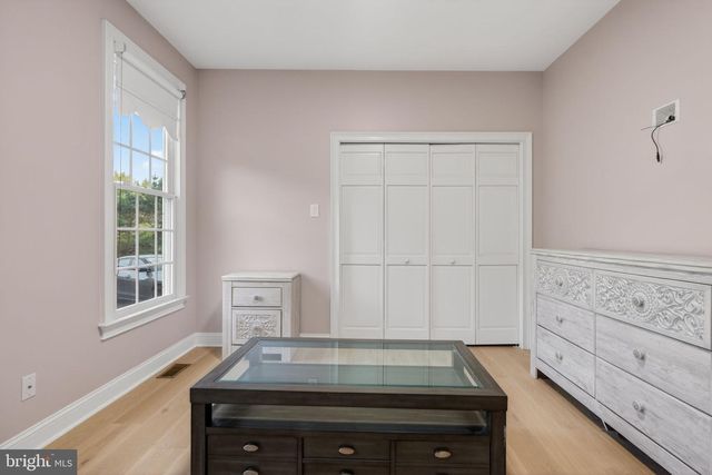 344 WHIG LN, Pilesgrove, NJ 08098