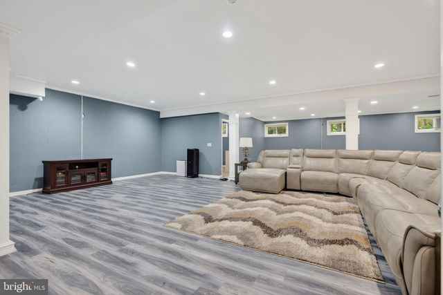344 WHIG LN, Pilesgrove, NJ 08098