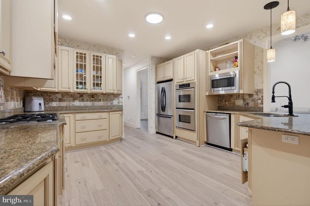 344 WHIG LN, Pilesgrove, NJ 08098