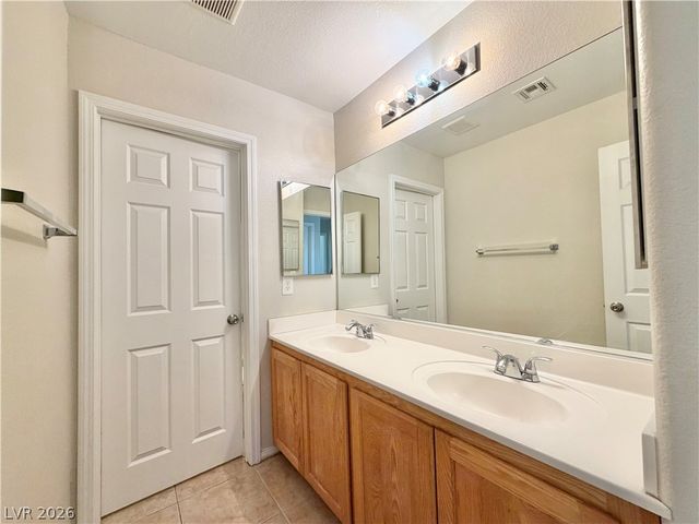 6435 Sean Creek Street, Las Vegas, NV 89149