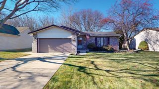 51903 N Adele Circle, Chesterfield, MI 48047