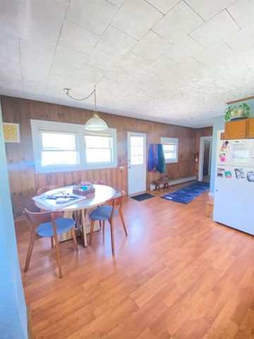 5863 Vermont Route 14, Royalton, VT 05068