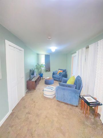 5863 Vermont Route 14, Royalton, VT 05068