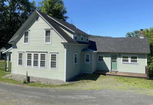 5863 Vermont Route 14, Royalton, VT 05068