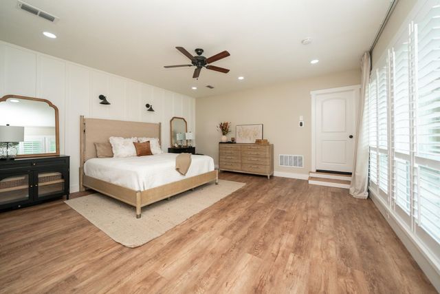 1200 Azalea Dr, Longview, TX 75605