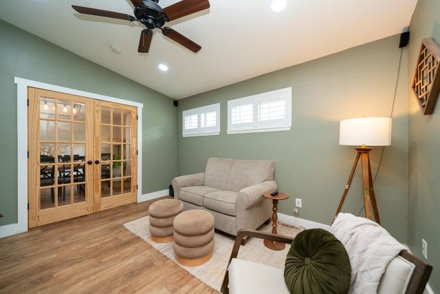 1200 Azalea Dr, Longview, TX 75605