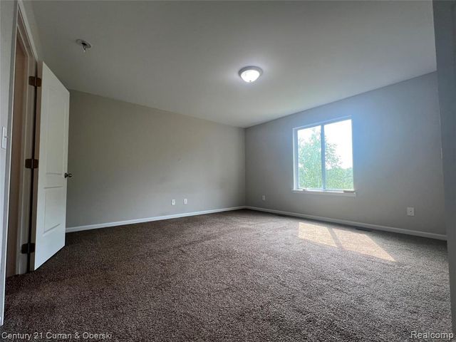3493 Silver Stone Drive 5, Milford, MI 48380