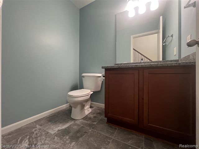 3493 Silver Stone Drive 5, Milford, MI 48380