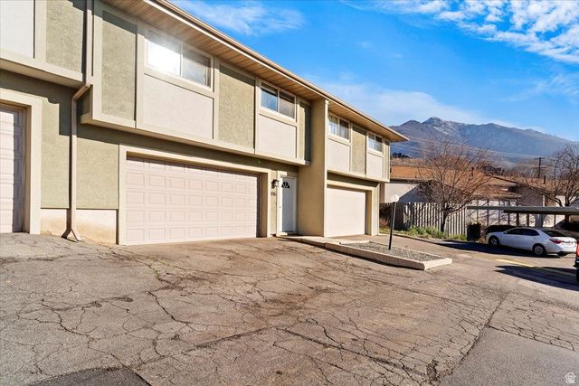 1916 E 5625 S, South Ogden, UT 84403