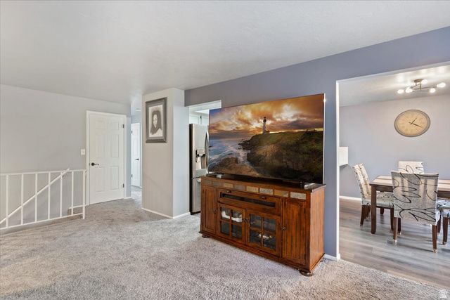 1916 E 5625 S, South Ogden, UT 84403