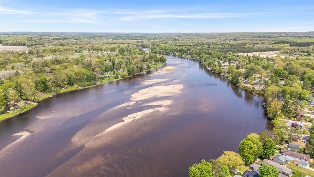 11035 Birchpark Drive, Stanwood, MI 49346