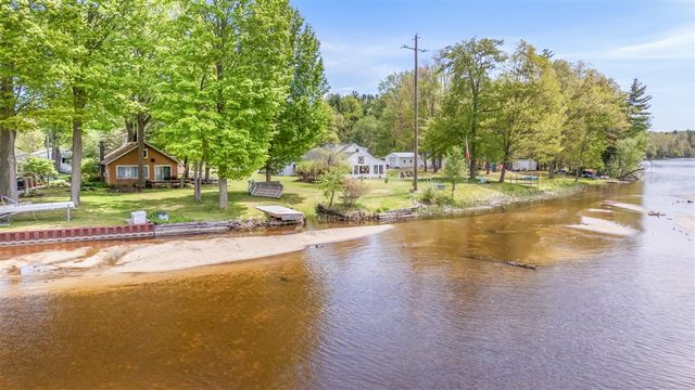 11035 Birchpark Drive, Stanwood, MI 49346