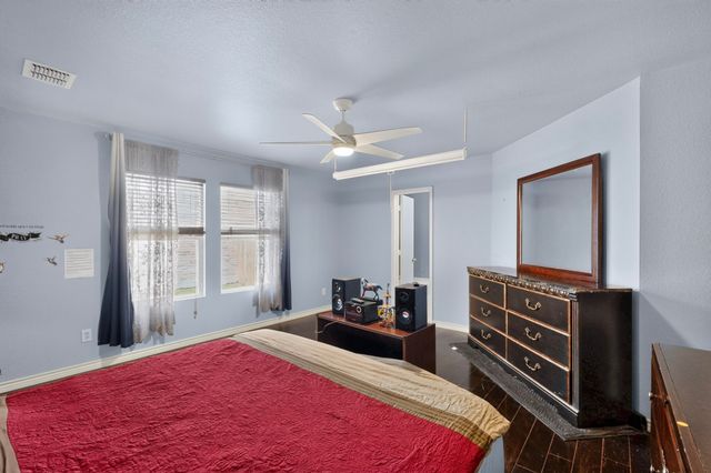 1333 Lauren Drive, Burleson, TX 76028