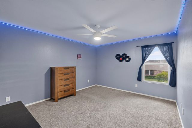 1333 Lauren Drive, Burleson, TX 76028