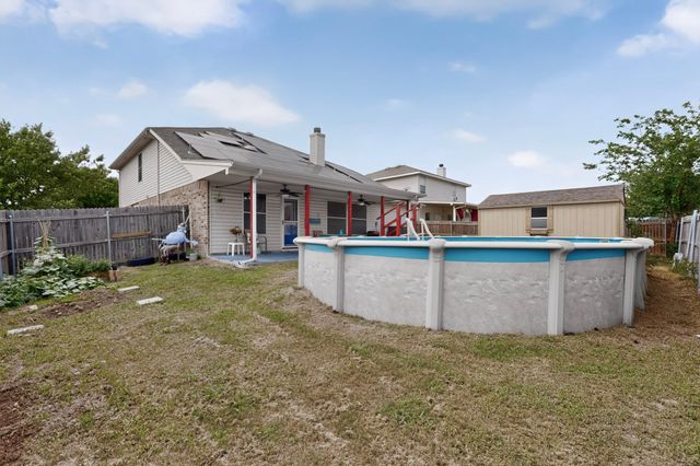 1333 Lauren Drive, Burleson, TX 76028