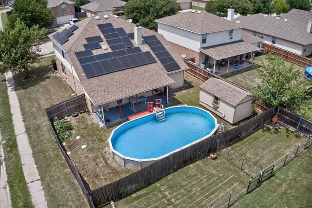 1333 Lauren Drive, Burleson, TX 76028