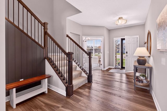 7253 Rogers Court, Chanhassen, MN 55317