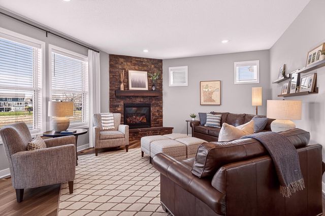 7253 Rogers Court, Chanhassen, MN 55317