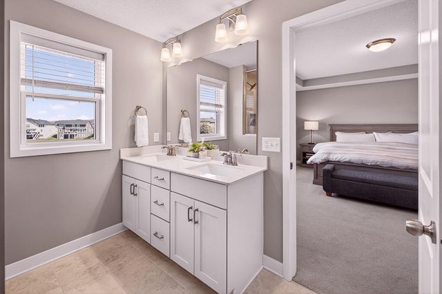 7253 Rogers Court, Chanhassen, MN 55317
