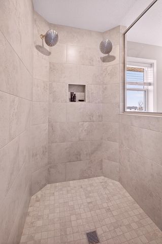 7253 Rogers Court, Chanhassen, MN 55317