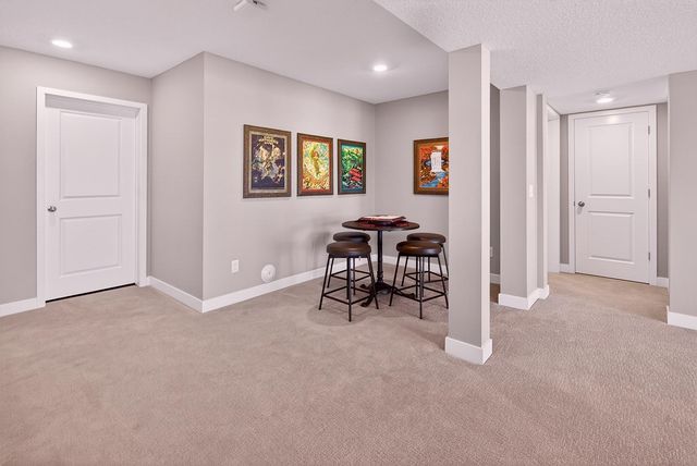 7253 Rogers Court, Chanhassen, MN 55317