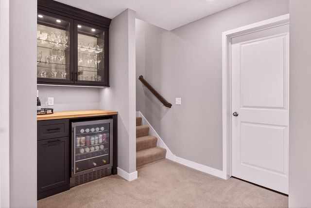 7253 Rogers Court, Chanhassen, MN 55317