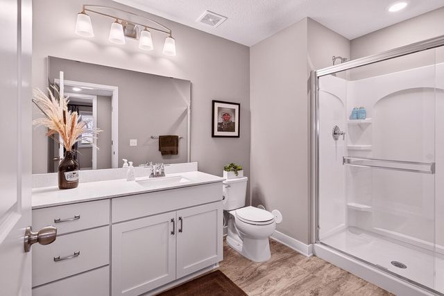 7253 Rogers Court, Chanhassen, MN 55317
