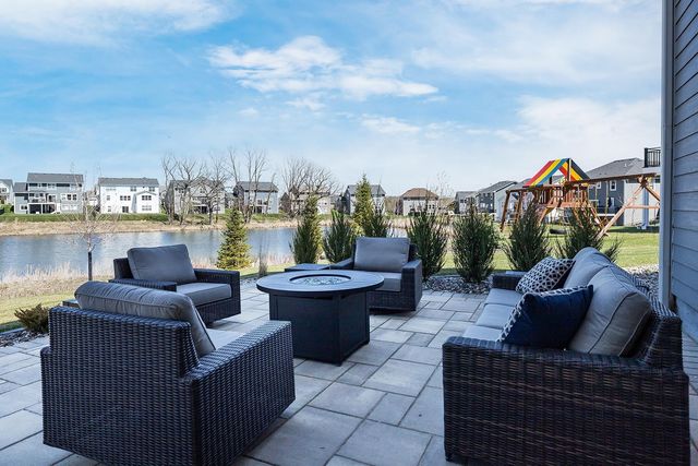 7253 Rogers Court, Chanhassen, MN 55317