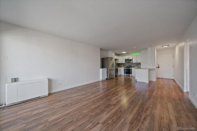 888 N Logan Street 4F, Denver, CO 80203