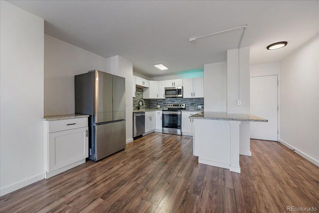 888 N Logan Street 4F, Denver, CO 80203