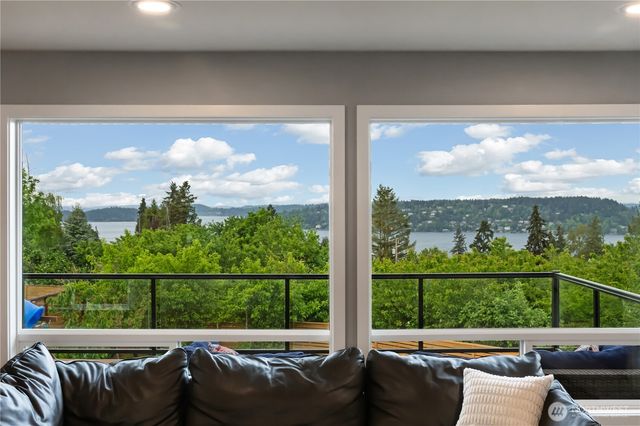 6524 S Hazel Street, Seattle, WA 98178