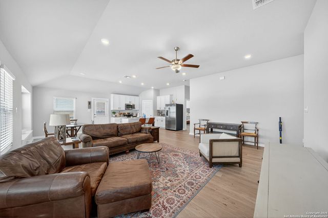 1177 Water Valley, Seguin, TX 78155