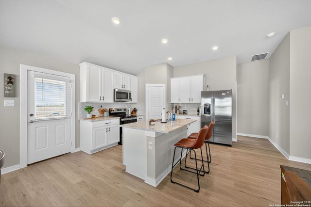 1177 Water Valley, Seguin, TX 78155