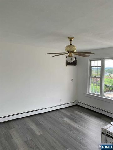 73 E Gouverneur Avenue, Rutherford, NJ 07070