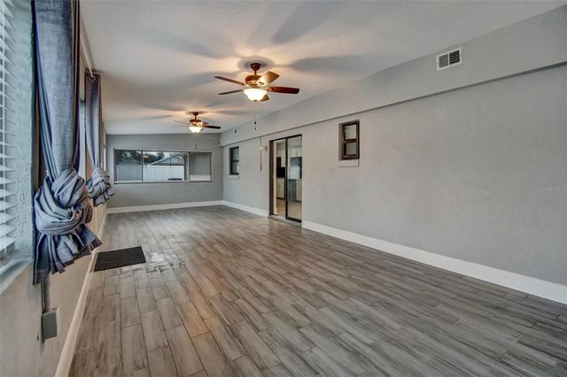 2728 COURTLAND BOULEVARD, Deltona, FL 32738