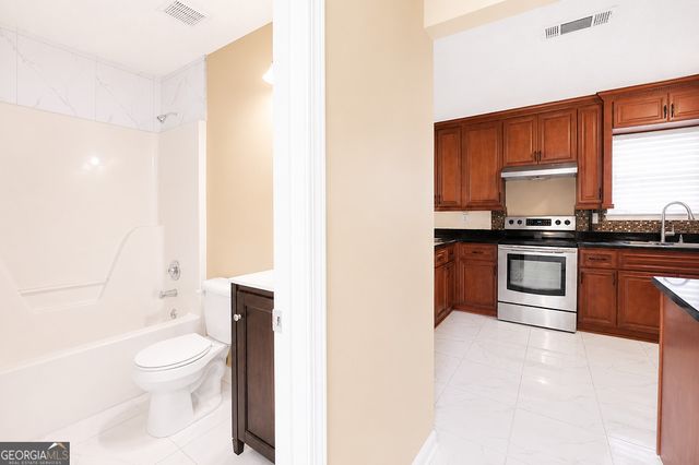 6740 Hill Creek Cove, Lithonia, GA 30058