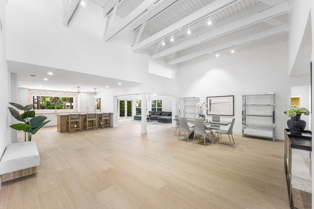 654 W Lakewoode Circle, Delray Beach, FL 33445