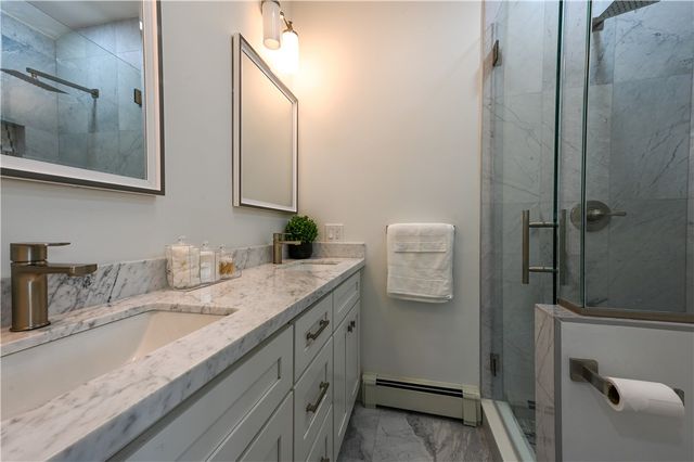 18 Sunset Lane, Portsmouth, RI 02871