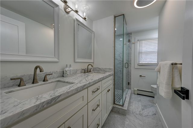 18 Sunset Lane, Portsmouth, RI 02871