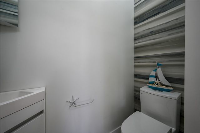 18 Sunset Lane, Portsmouth, RI 02871