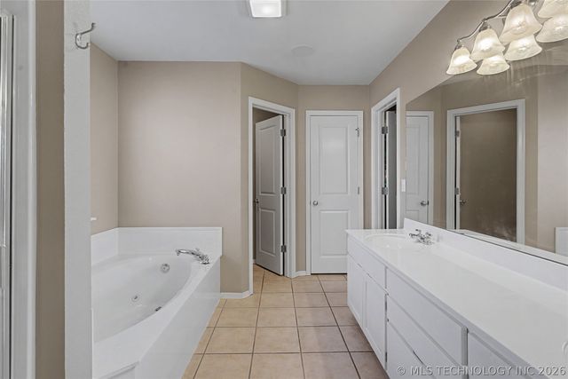 10103 E 91st Court N, Owasso, OK 74055