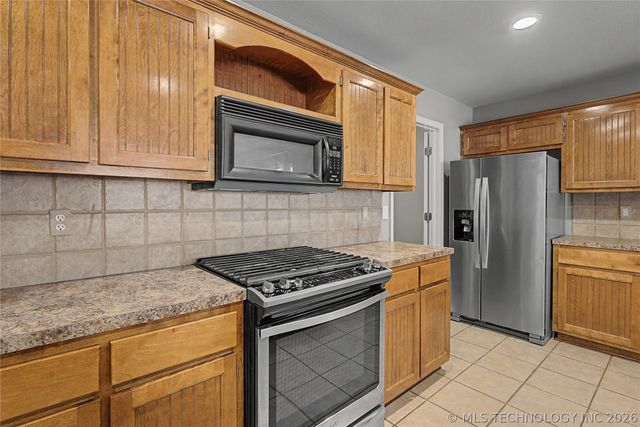 10103 E 91st Court N, Owasso, OK 74055