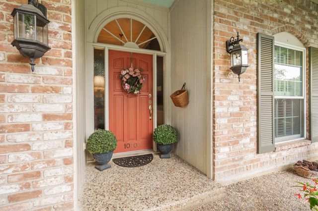 10703 Sugar Hill Drive, Houston, TX 77042