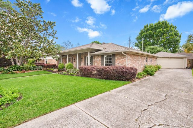 10703 Sugar Hill Drive, Houston, TX 77042