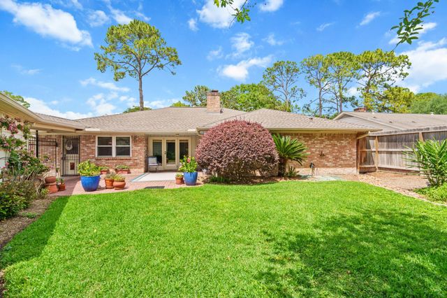10703 Sugar Hill Drive, Houston, TX 77042