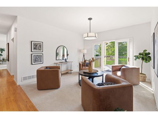 900 Ashford Ln, Fort Collins, CO 80526