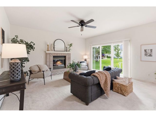 900 Ashford Ln, Fort Collins, CO 80526