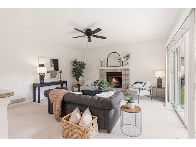 900 Ashford Ln, Fort Collins, CO 80526