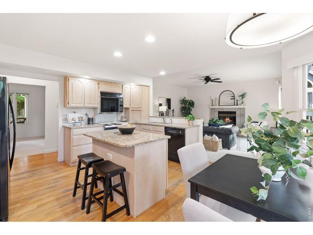 900 Ashford Ln, Fort Collins, CO 80526