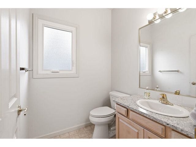 900 Ashford Ln, Fort Collins, CO 80526